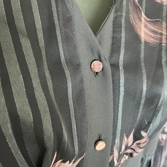 Ted Baker Forest Green Floral Button-Front Midi Dress - Picture 3 of 4